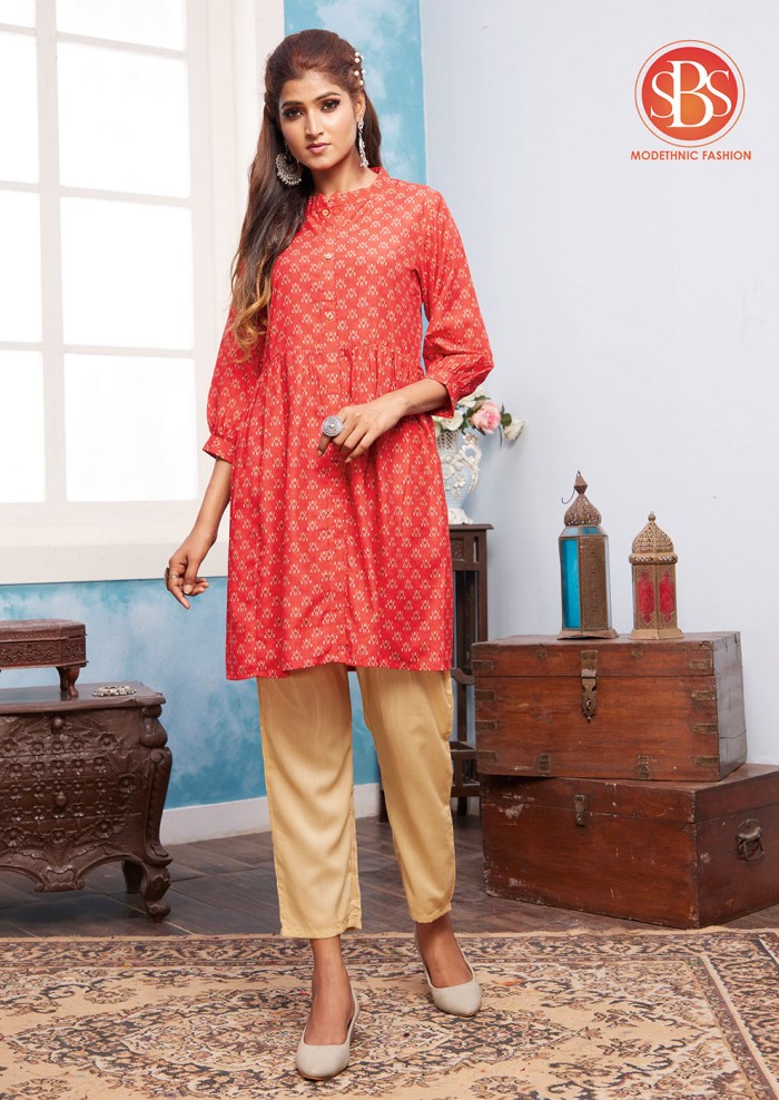 RED MUSLIN KURTI SAISHA S 3501 